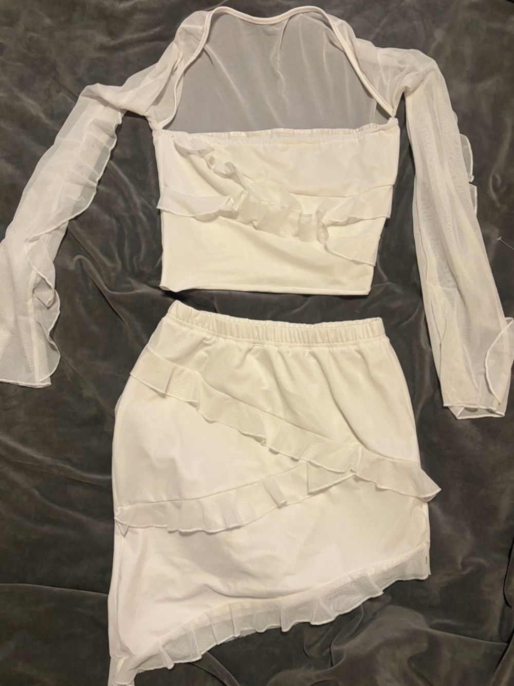 Ruffle set
